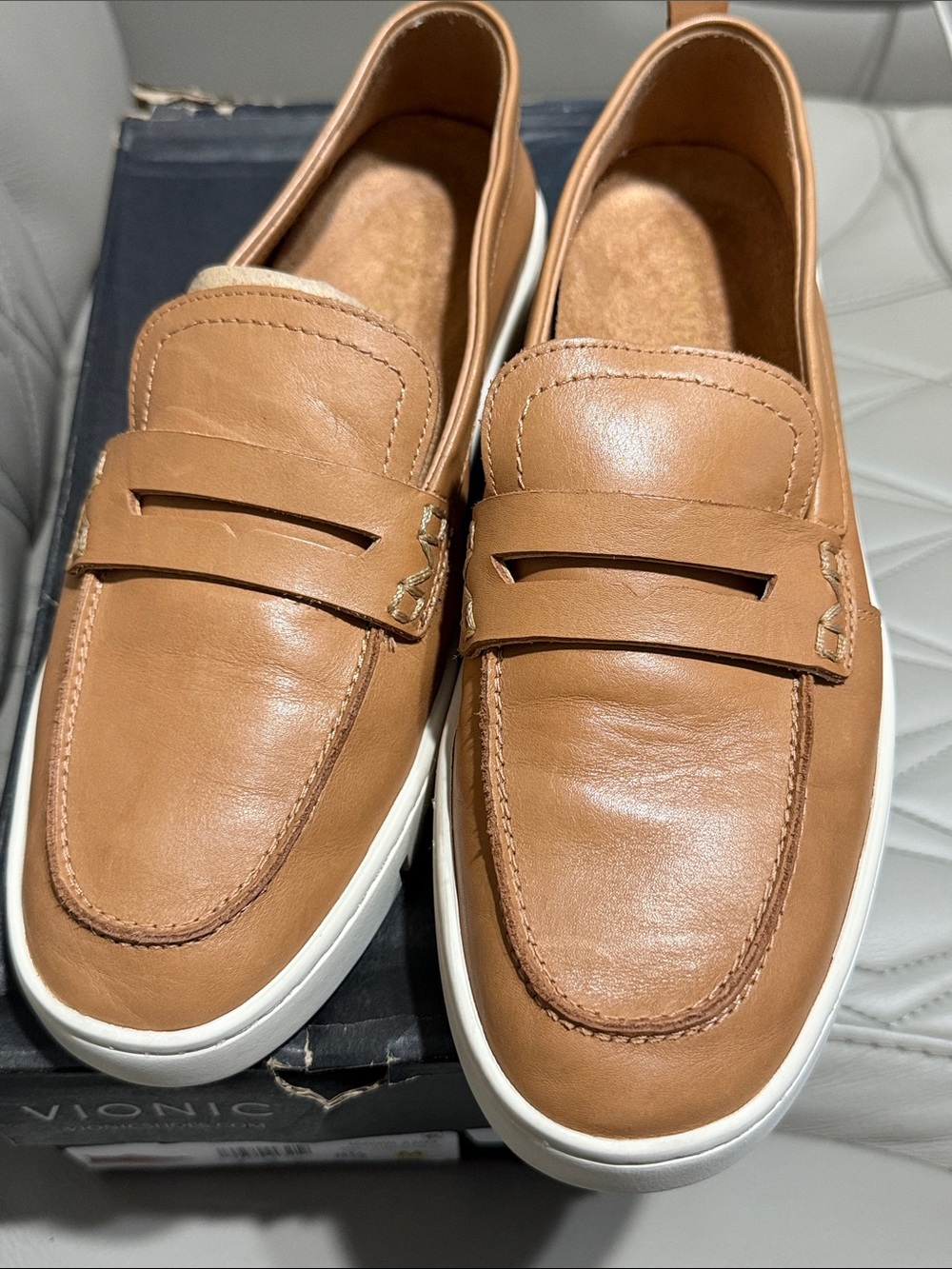 Vionic Uptown Loafer in Tan with White Sole - Picture 15 of 15